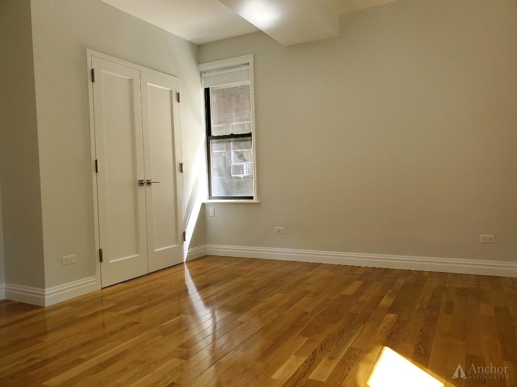 210 West 70th Street - Photo 4