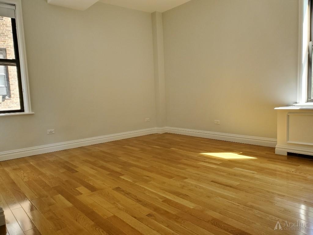 210 West 70th Street - Photo 5