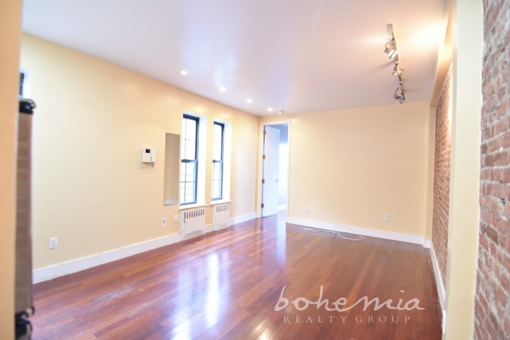 516 West 135th Street - Photo 4