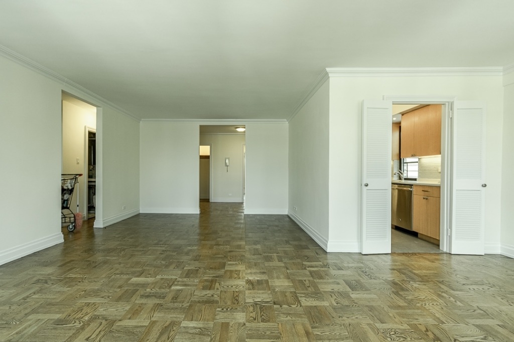 420 East 79th Street - Photo 1