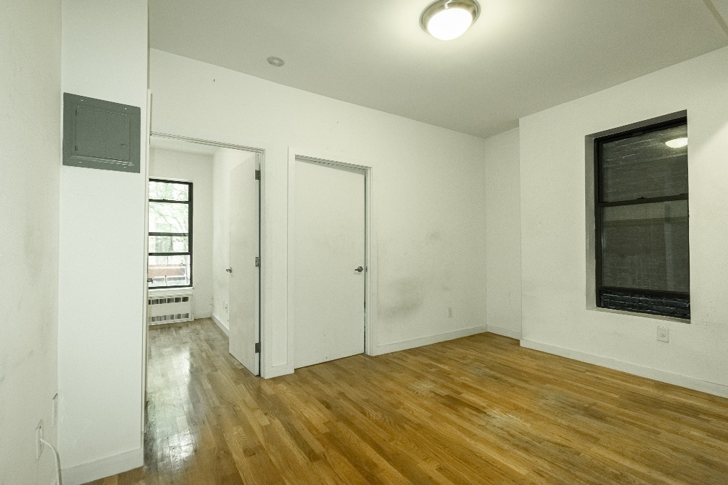 220 East 85th Street - Photo 3