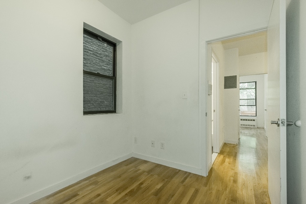 220 East 85th Street - Photo 9