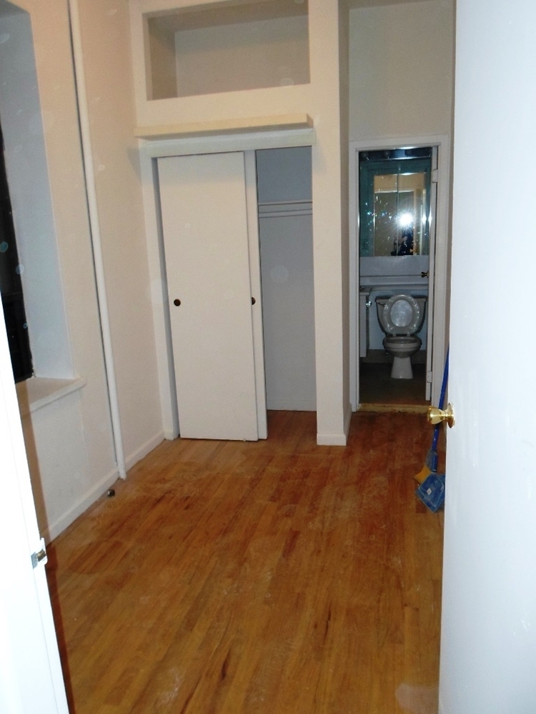 342 East 62nd Street - Photo 5