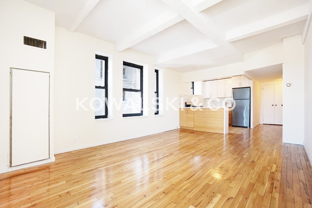 160 Bleecker St. - Photo 1