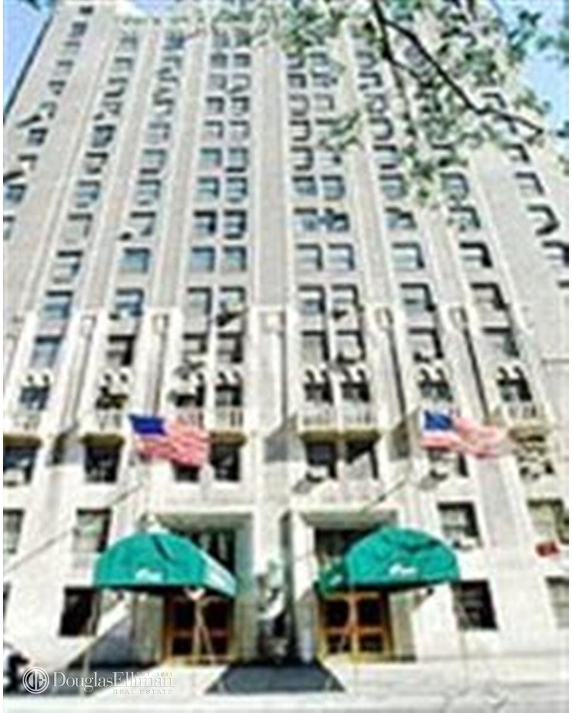 1 Fifth Avenue - Photo 16