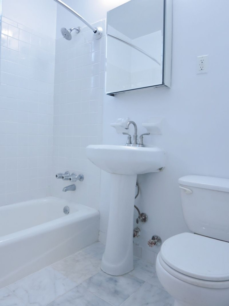 333 East 89th Street - Photo 5