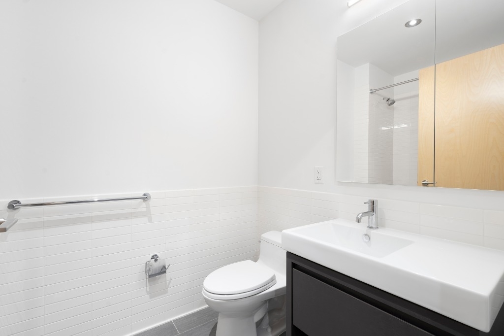 325 Kent Avenue - Photo 5