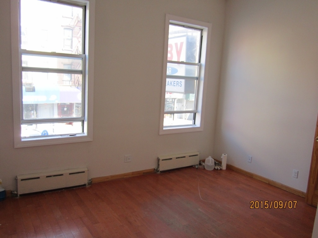 75 Graham Ave - Photo 5