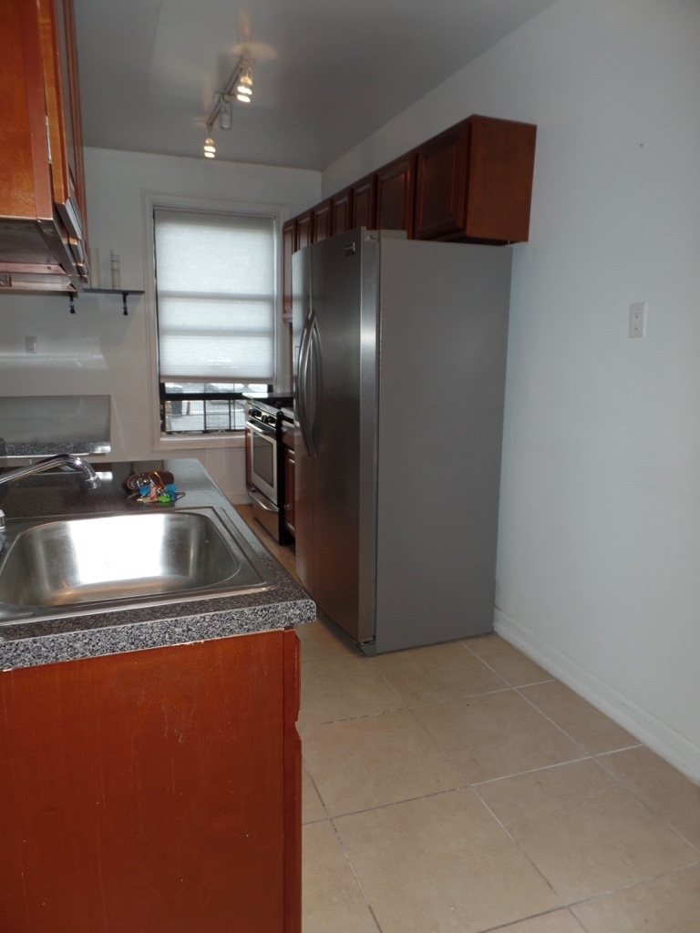 95 Brooklyn Ave - Photo 3