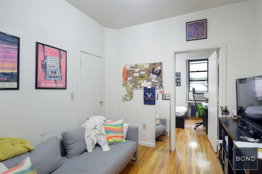  309 west 47th Street  - Photo 2