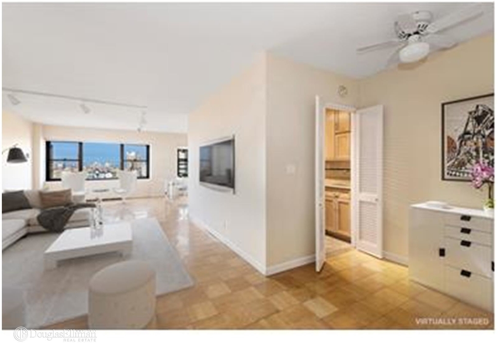 20 West 64th St - Photo 1