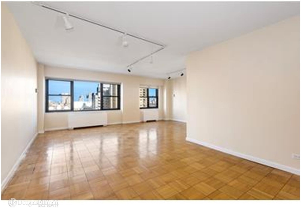 20 West 64th St - Photo 6