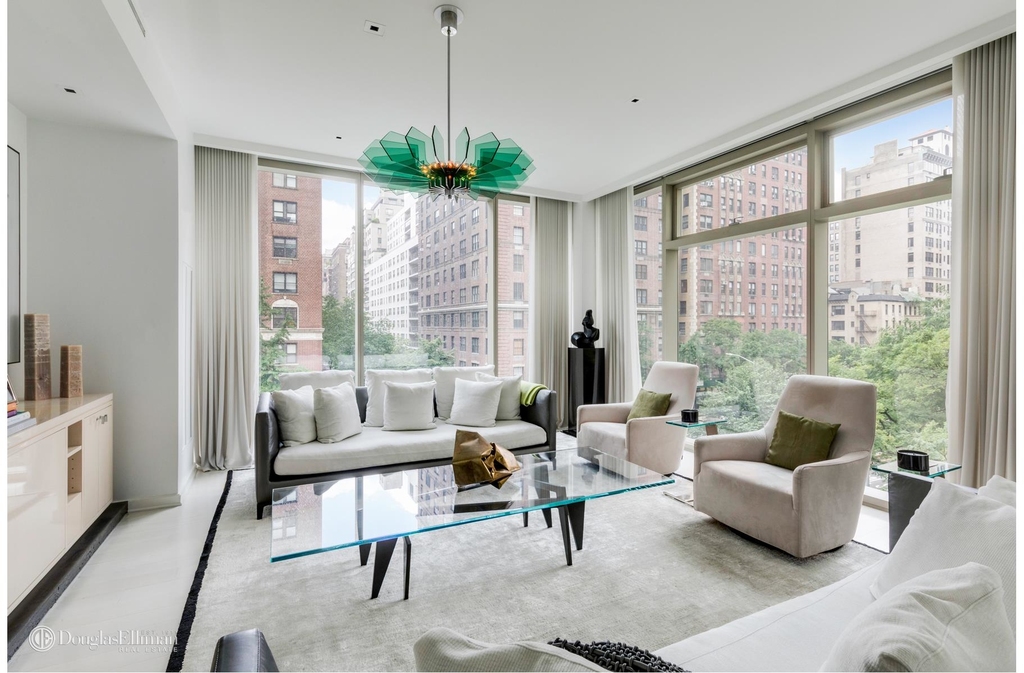 1055 Park Avenue - Photo 9