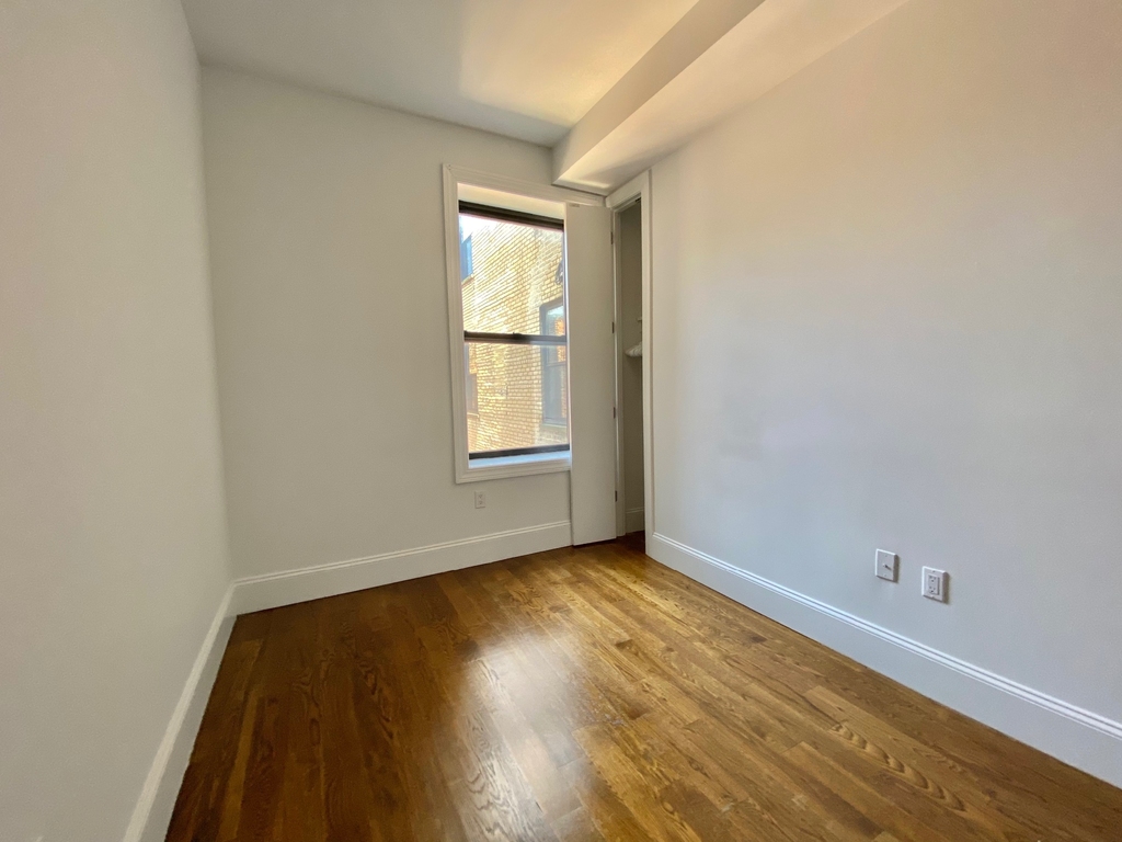 1635 Putnam Avenue - Photo 8