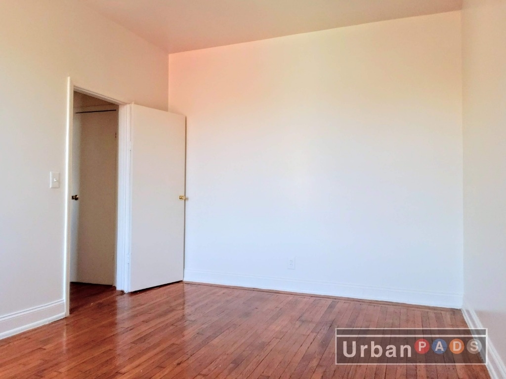 2516 Bedford Ave - Photo 3