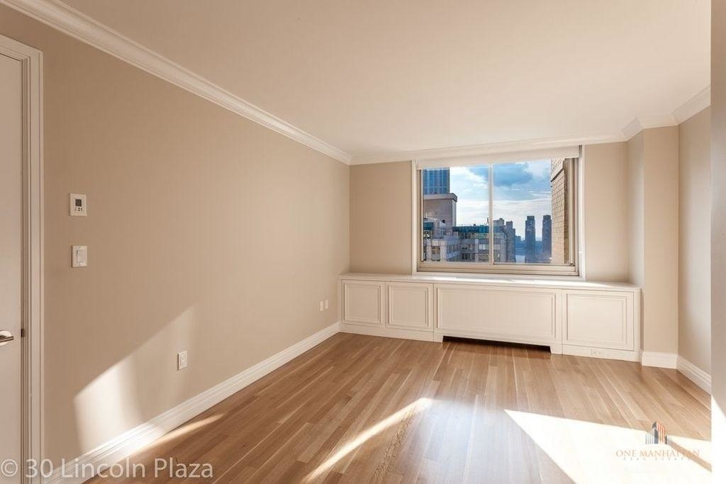 30 West 63rd Street - Photo 5