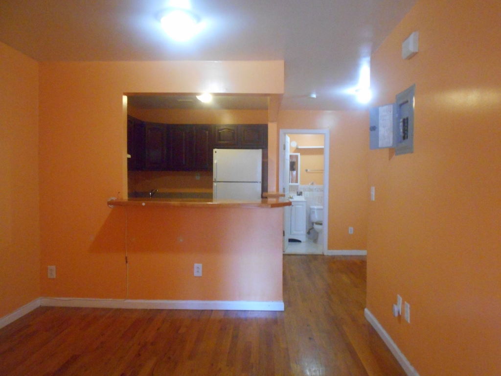 2719 Tilden Avenue - Photo 10