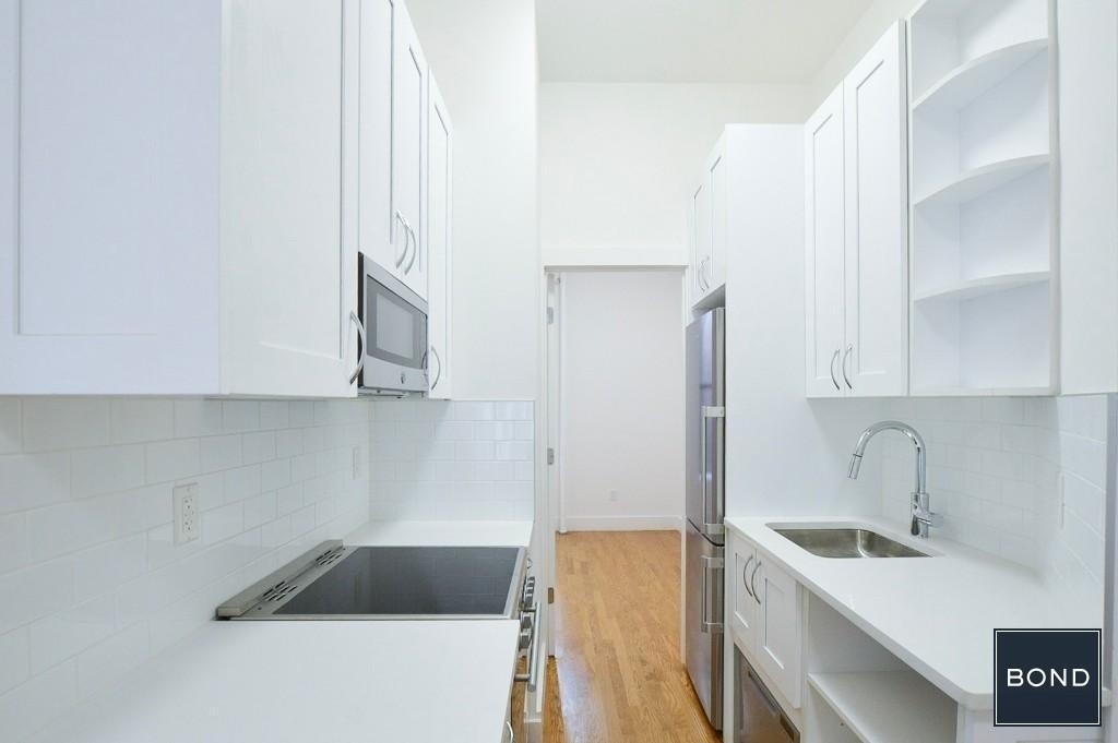 588 Amsterdam Avenue  - Photo 0