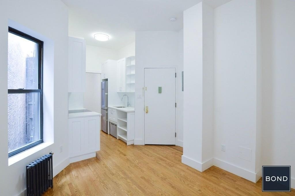 588 Amsterdam Avenue  - Photo 1