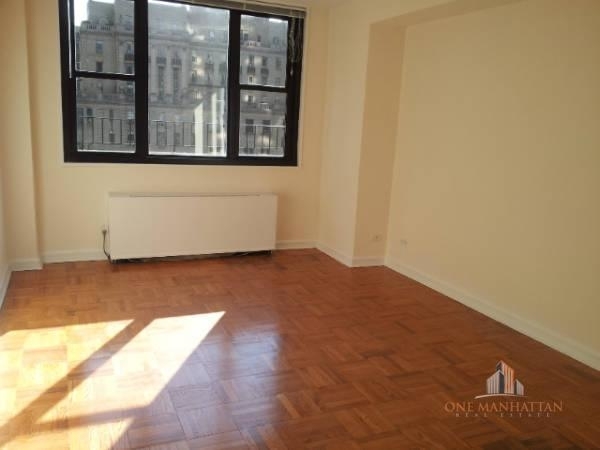 W 61st St. - Photo 2