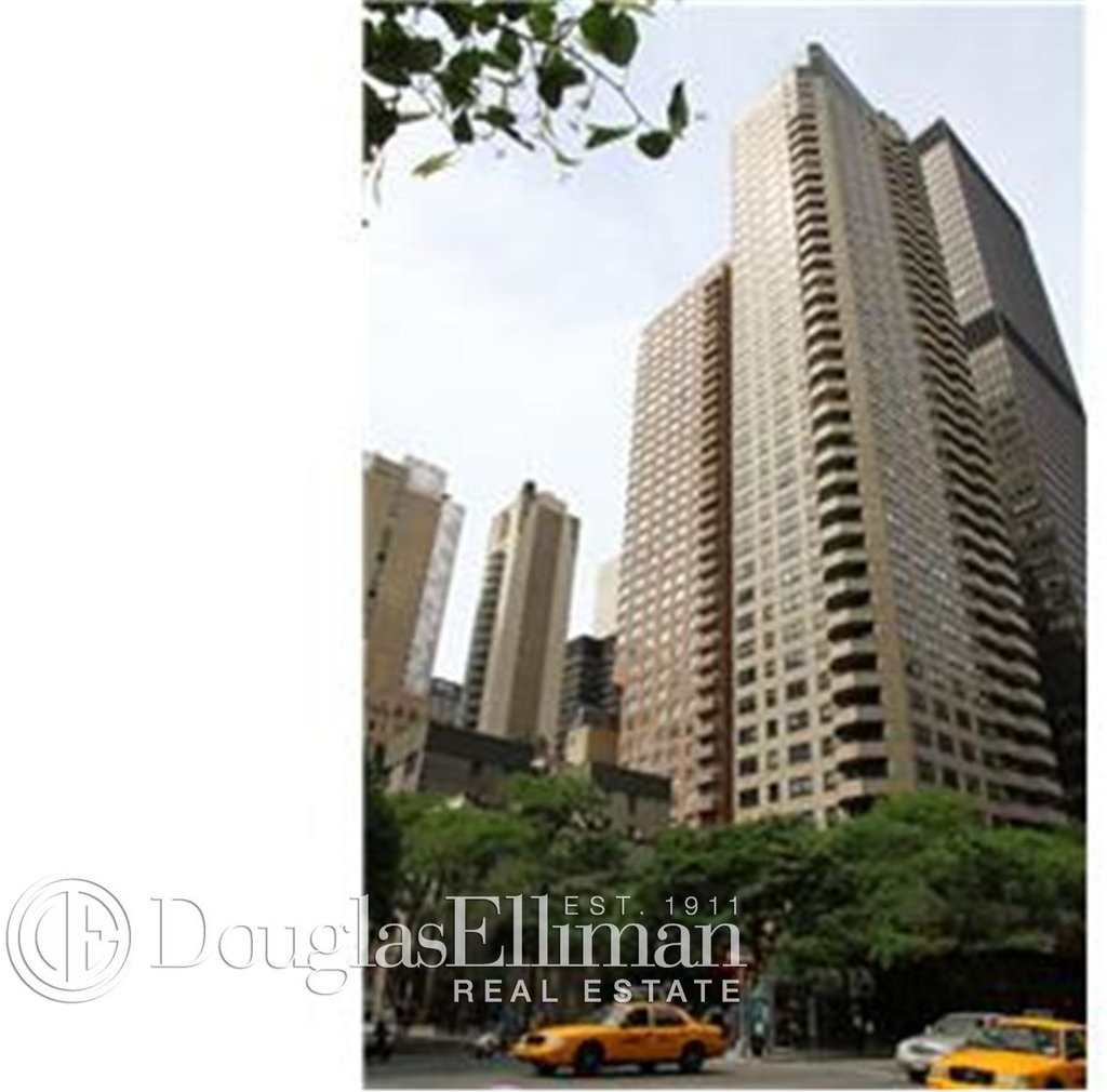 240 East 47th St - Photo 11