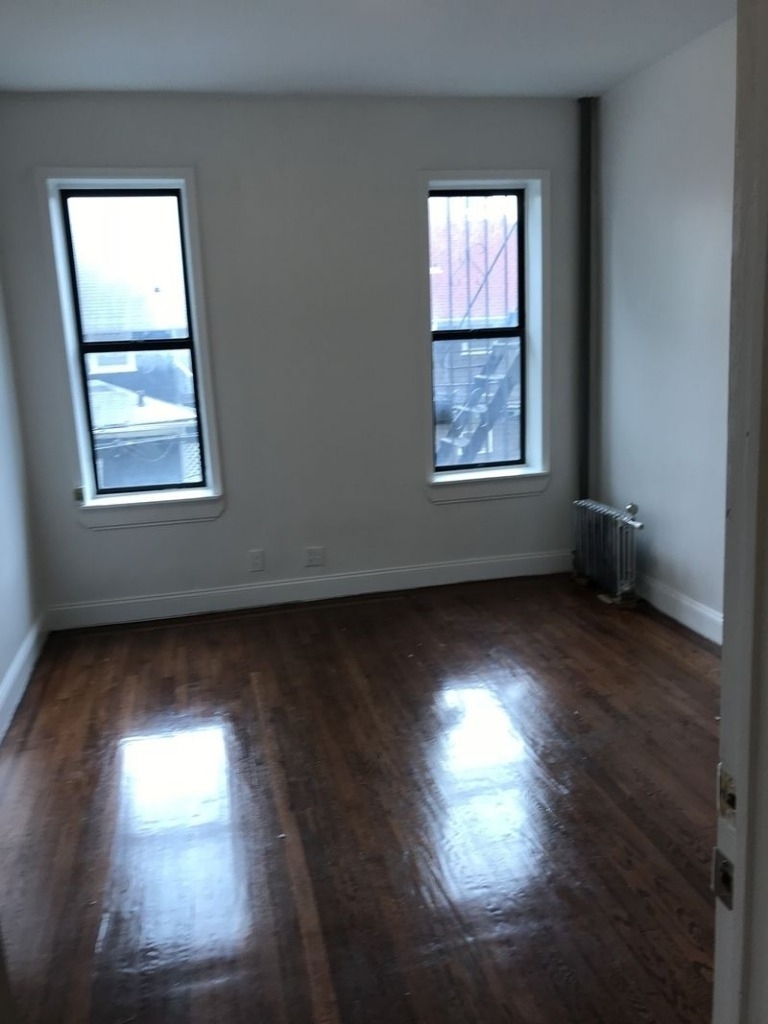 2516 Bedford Ave #4B  - Photo 2