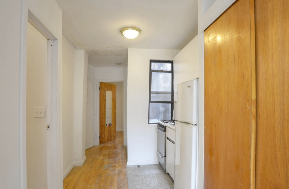 334 East 82nd Street - Photo 2