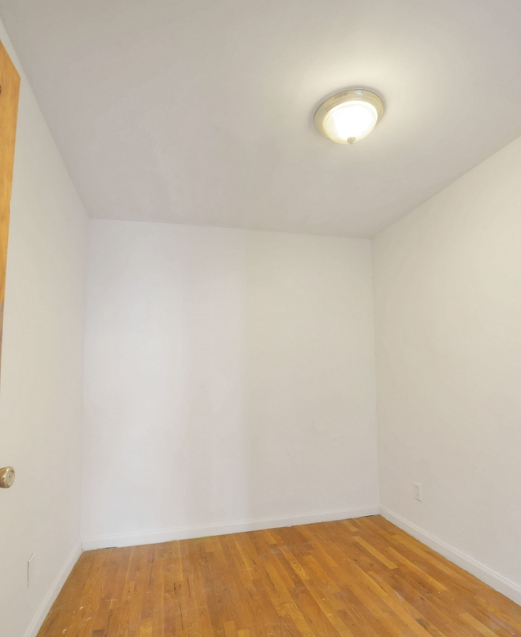 334 East 82nd Street - Photo 4