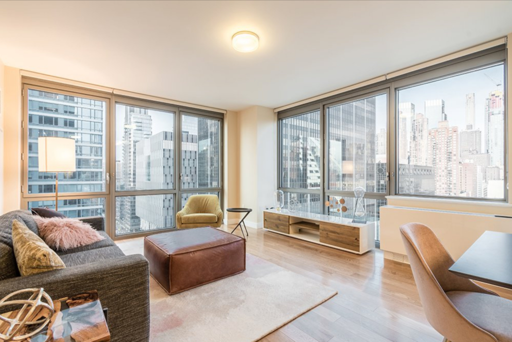 606 West 57th St - Photo 1