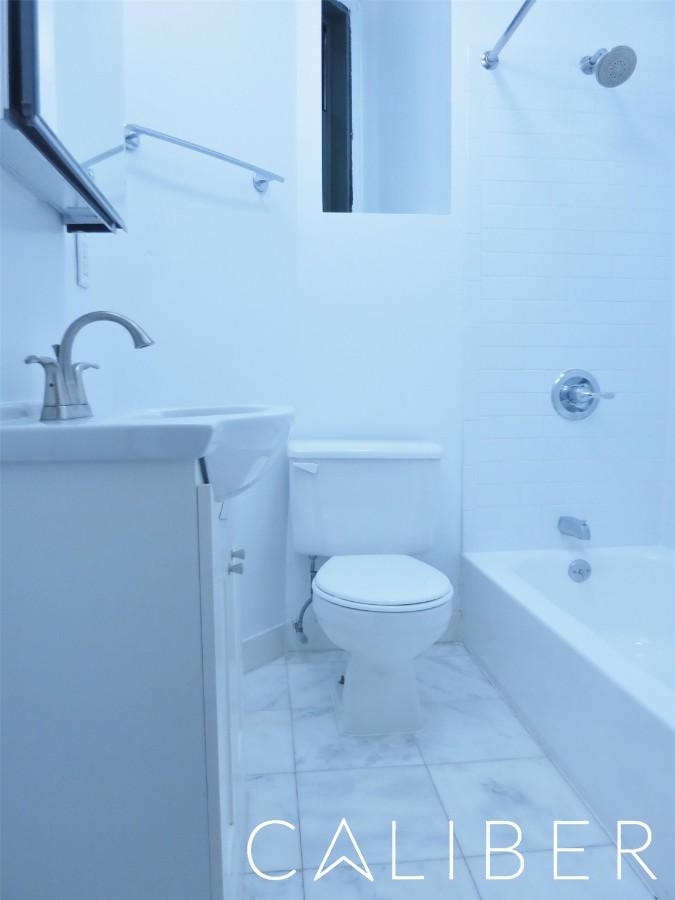 East 78th Street - Photo 9