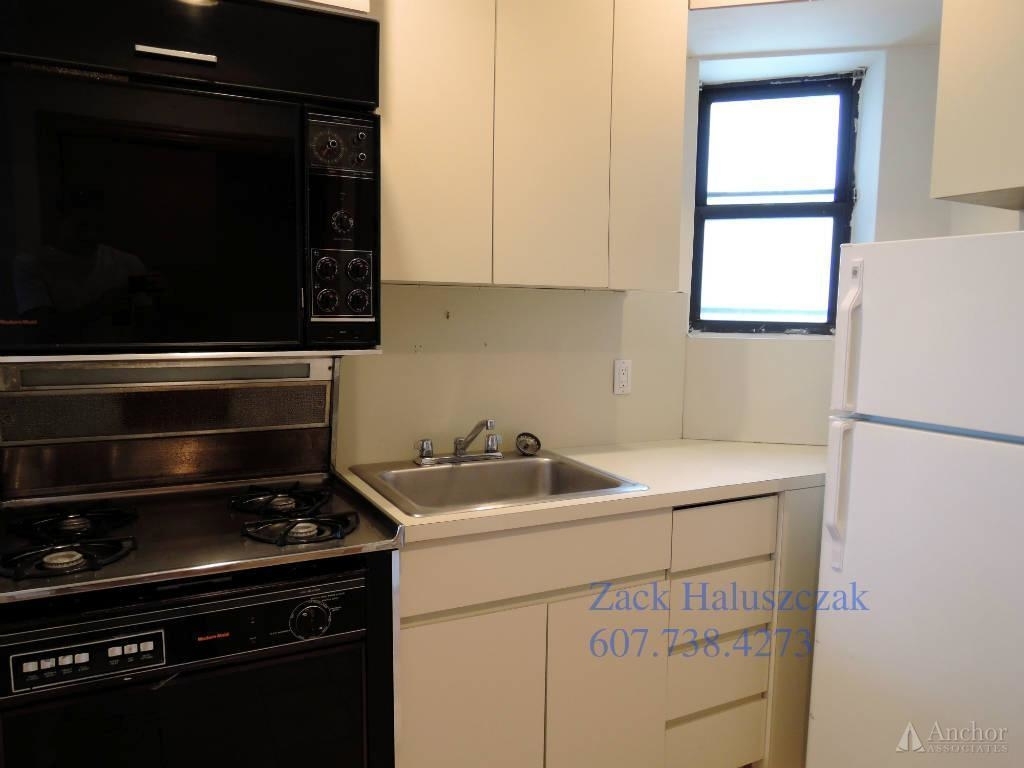 E 69th St. - Photo 2