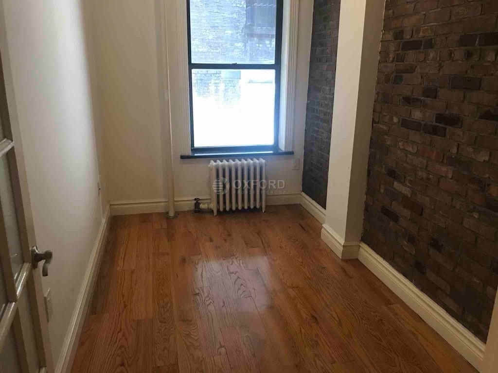 653 Ninth Avenue - Photo 1