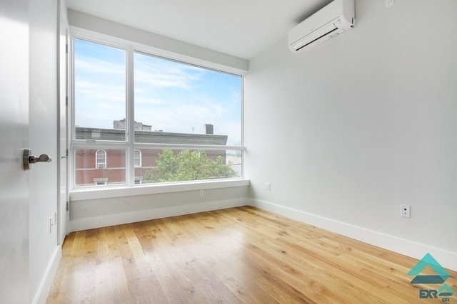 410 Lexington Avenue - Photo 1