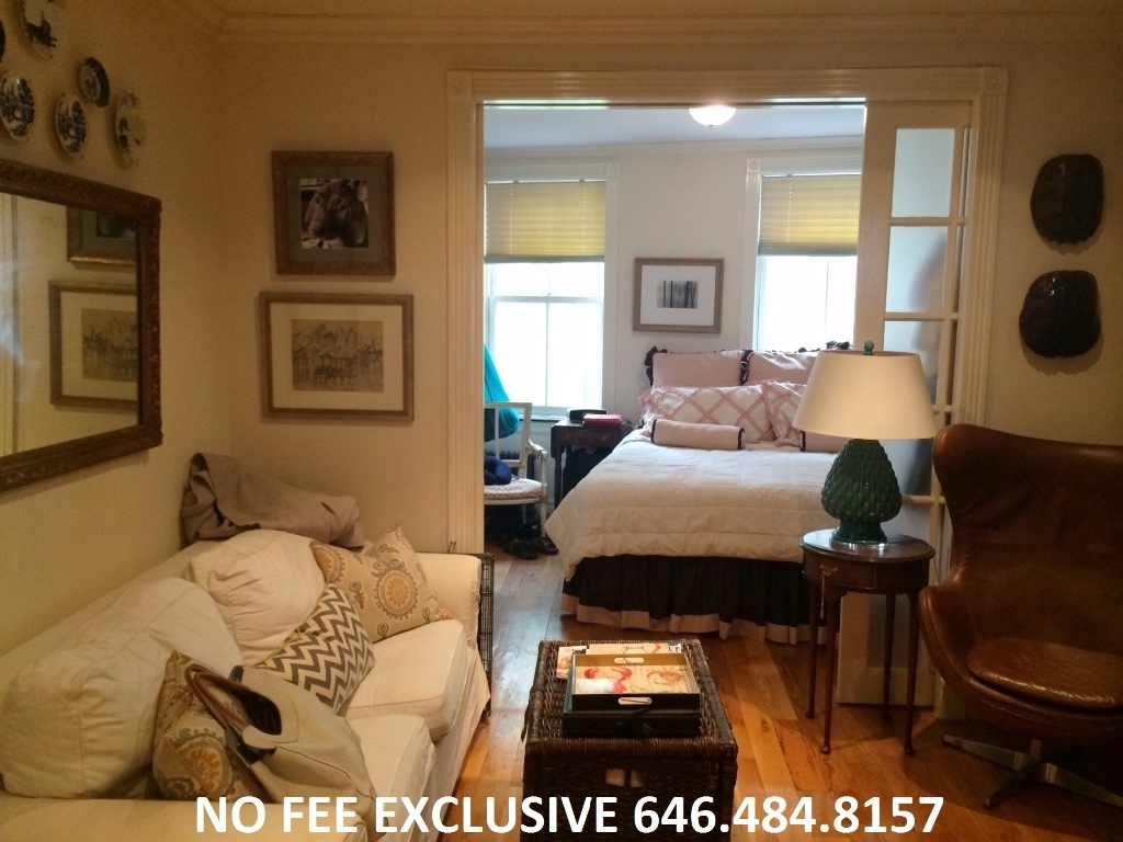 118 Christopher St., #8 - Photo 0