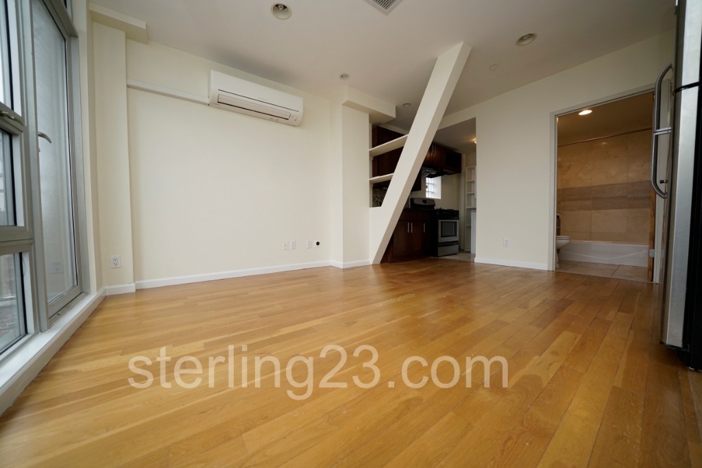 25-15 Crescent Street - Photo 6