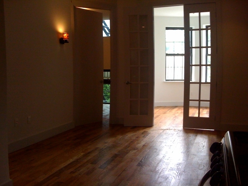 461 Park Place - Photo 4