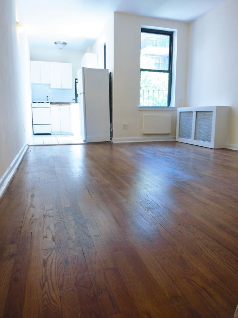 431 East 83rd Street - Photo 3