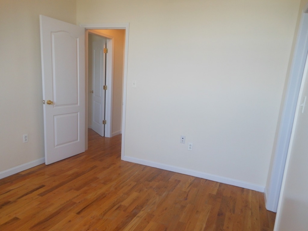 257 15th Street - Photo 5