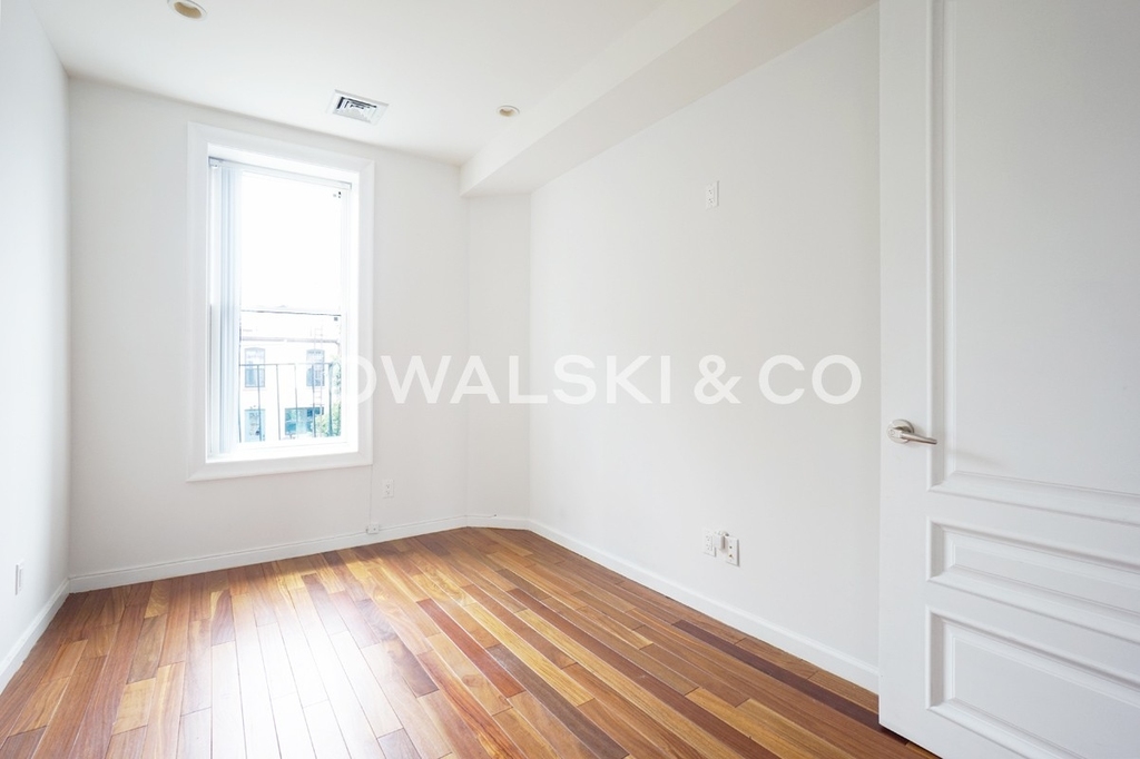 336 10th St. - Photo 7