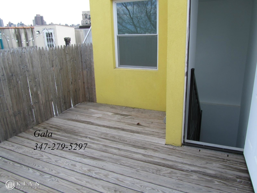 W 103rd St - Photo 11