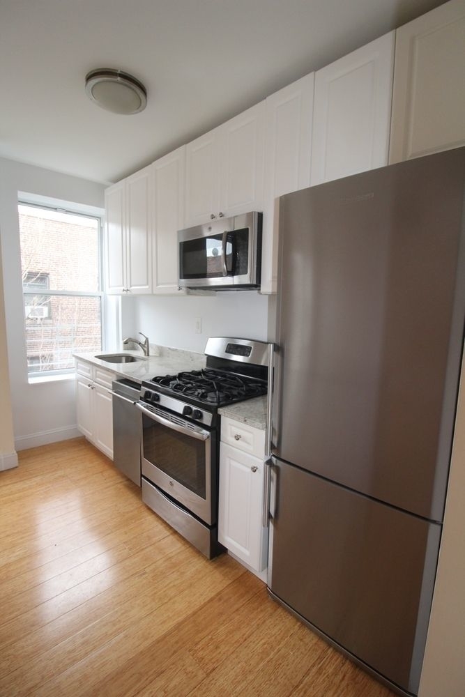 146 East 19th Street - Photo 1