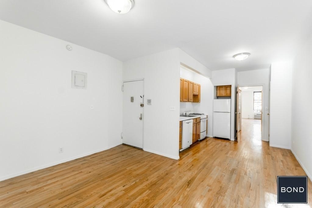 164 East 90th 1FE  - Photo 2