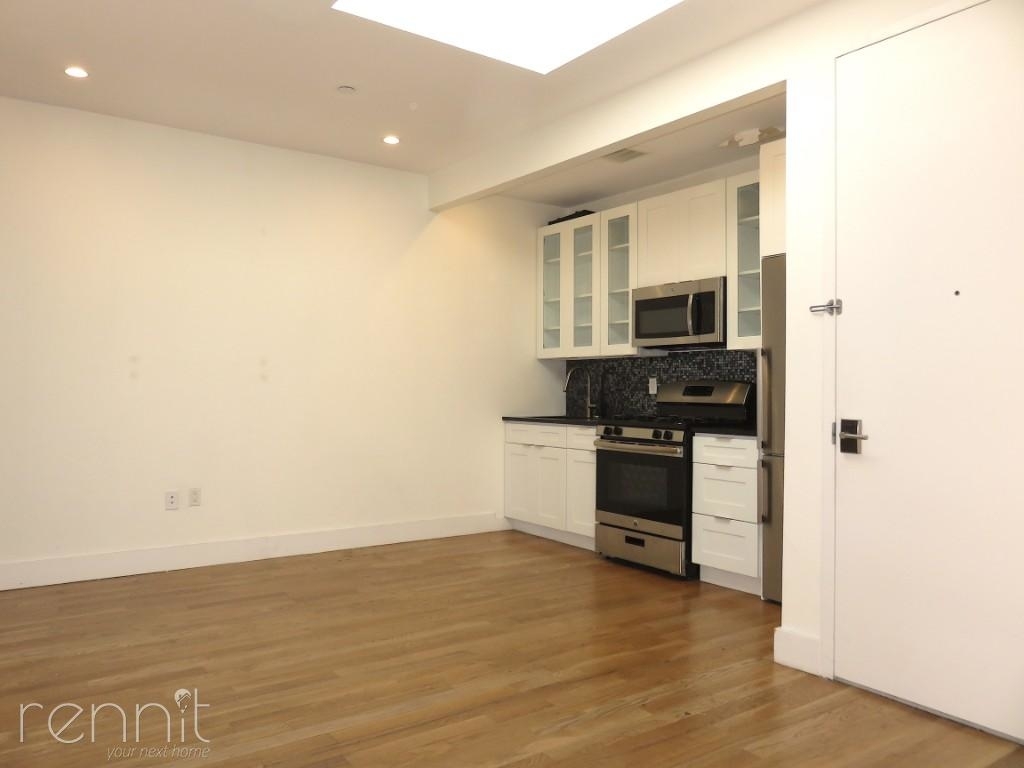 907 Broadway - Photo 5