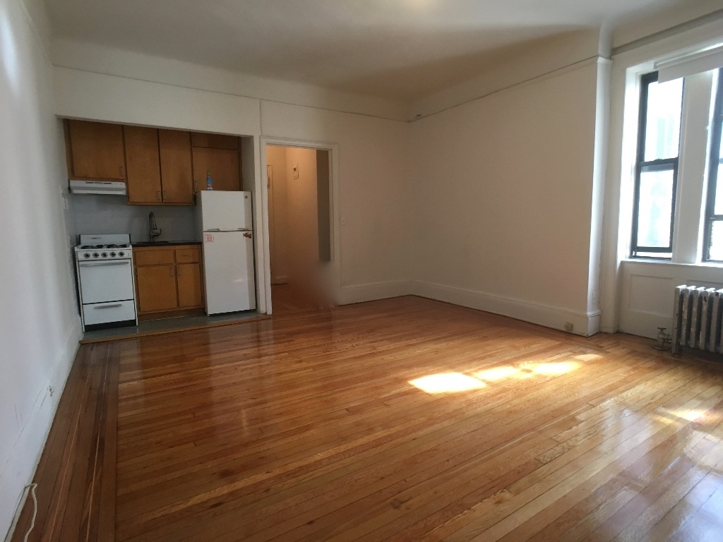 509  West 110th Street - Photo 2