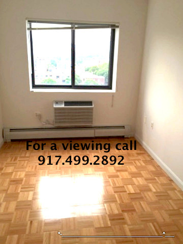 21-22 Broadway  - Photo 2