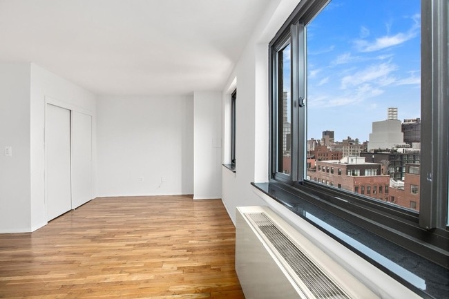 284 Mott Street  - Photo 4