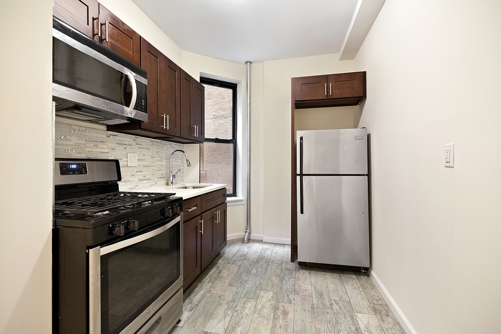 336 West 95th Street - Photo 5