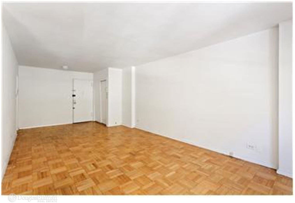 220 East 54th St - Photo 1