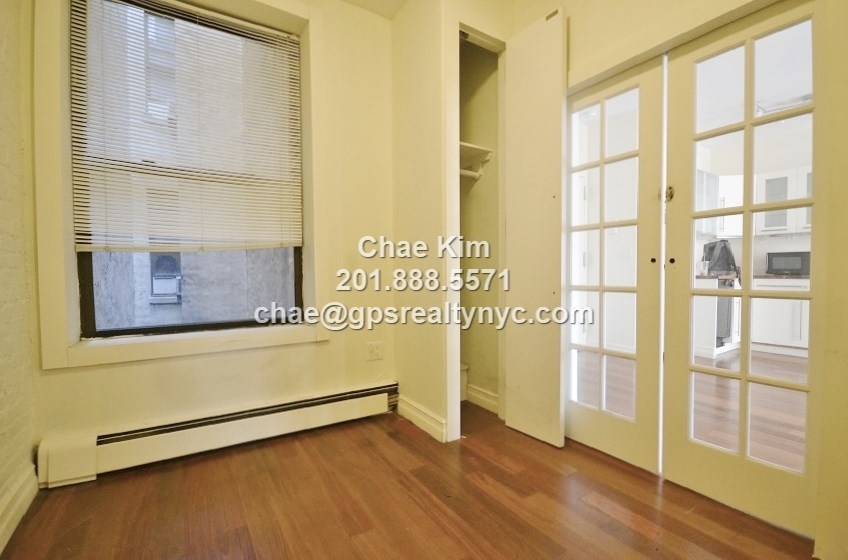 967 Columbus Avenue - Photo 2