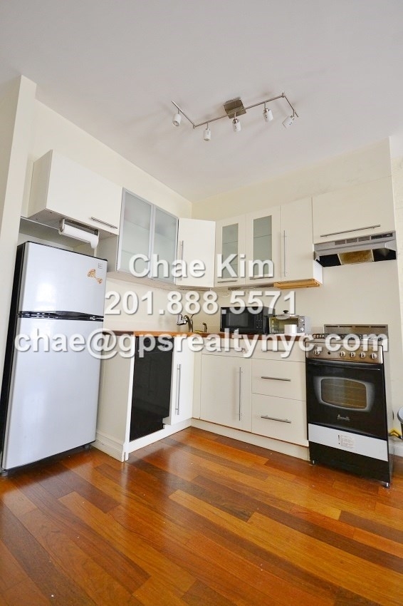 967 Columbus Avenue - Photo 3